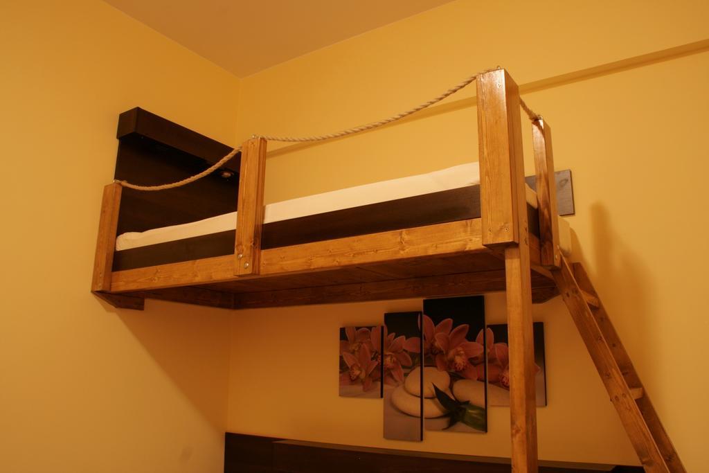 Hotel Kuznia Oberza Polska Лисомице Стая снимка